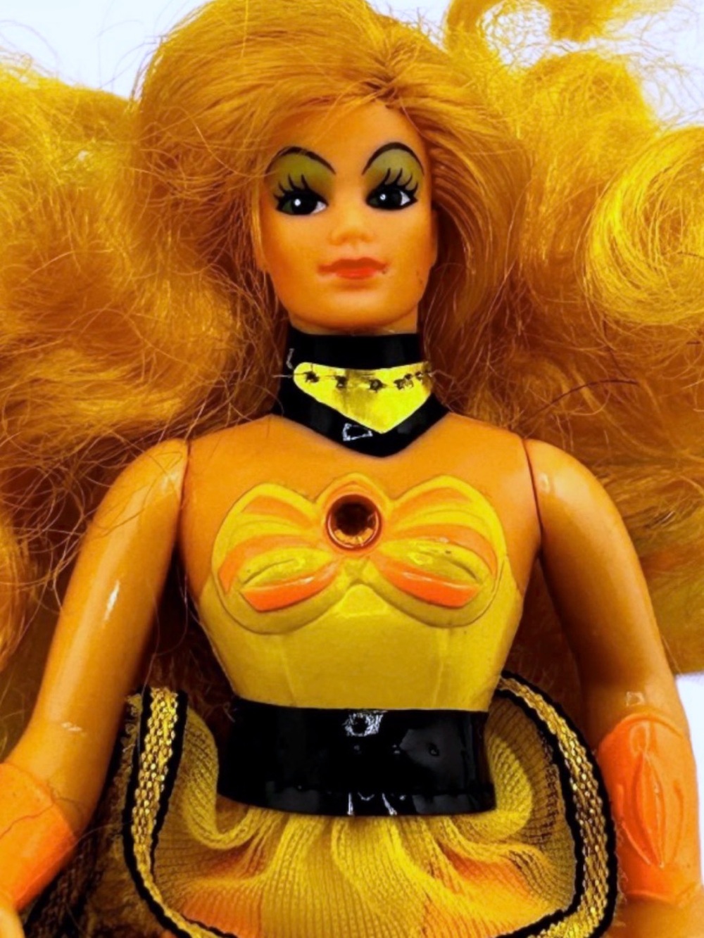 Vintage 1984 SHE-RA Princess of Power SWEET BEE Figure with Skirt
